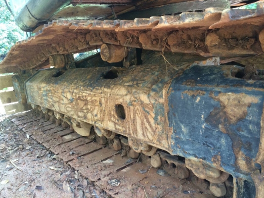 แบคโฮ KOBELCO MARK 5 SK200 แบคโฮ KOBELCO MARK 5 SK200