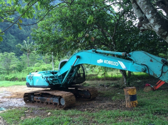 แบคโฮ KOBELCO MARK 5 SK200