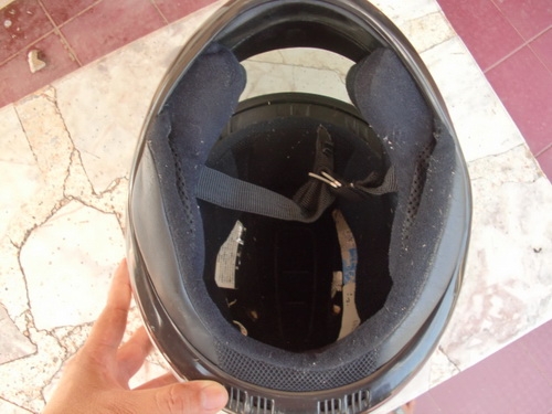 หมวกกันน็อคมือสอง มีเข้ามาเรื่อยๆครับ รายละเอียดด้านใน ต้อนรับปีใหม่ ลดราคาเหลือใบละ 2,900.-บาท