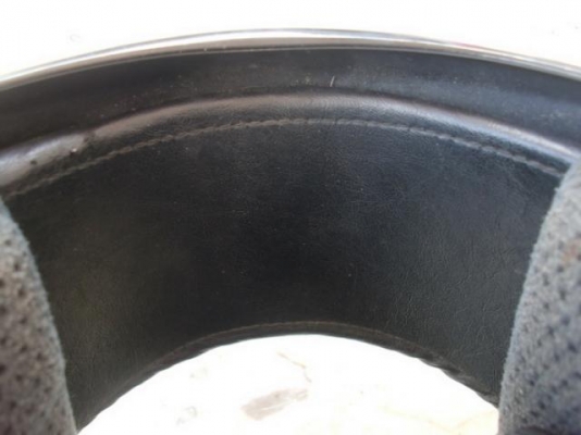 หมวกกันน็อคมือสอง มีเข้ามาเรื่อยๆครับ รายละเอียดด้านใน ต้อนรับปีใหม่ ลดราคาเหลือใบละ 2,900.-บาท