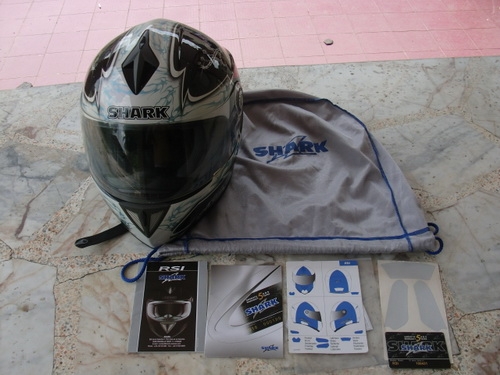 หมวกกันน็อคมือสอง มีเข้ามาเรื่อยๆครับ รายละเอียดด้านใน ต้อนรับปีใหม่ ลดราคาเหลือใบละ 2,900.-บาท