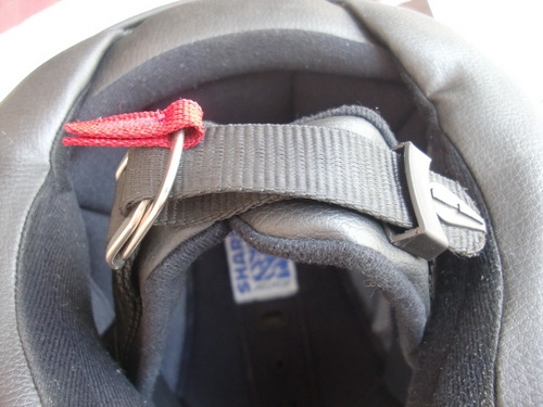 หมวกกันน็อคมือสอง มีเข้ามาเรื่อยๆครับ รายละเอียดด้านใน ต้อนรับปีใหม่ ลดราคาเหลือใบละ 2,900.-บาท