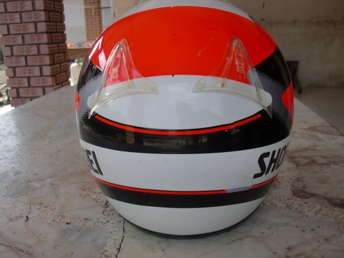 หมวกกันน็อคมือสอง มีเข้ามาเรื่อยๆครับ รายละเอียดด้านใน ต้อนรับปีใหม่ ลดราคาเหลือใบละ 2,900.-บาท