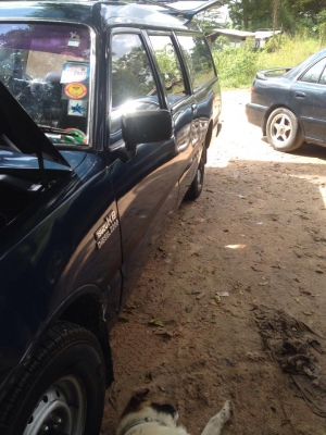 รถยนต์ ยี่ห้อ isuzu kb 2200 สเตชั่น วาก๊อน