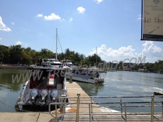 เรือไฟเบอร์ speedboat Honda225hp X3 47ft มีใบอนุญาตพร้อม 43+3 คน เรือไฟเบอร์ speedboat Honda225hp X3 47ft มีใบอนุญาตพร้อม 43+3 คน