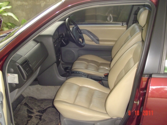 Volkswagen Passat ภายในหนังแท้ AIRBAG 2 ใบ เบรก ABS