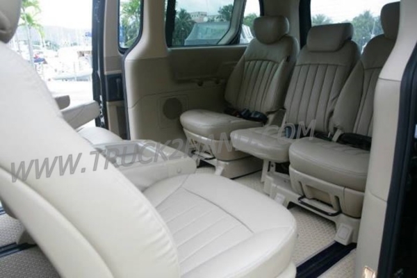 รถตู้แวน Hyundai H1 12 seater, Black 2012 120,000 km รถตู้แวน Hyundai H1 12 seater, Black 2012 120,000 km