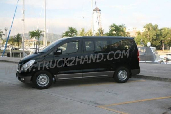 รถตู้แวน Hyundai H1 12 seater, Black 2012 120,000 km