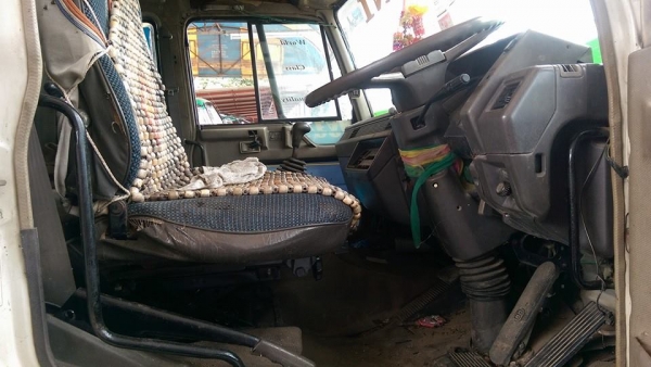 ขาย 10 ล้อ มิตซู ไฟเตอร์ 195 แรง 1 เพลา