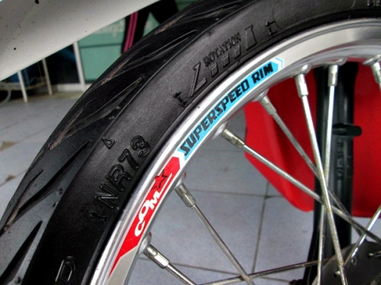 click 125 i สีขาวแดง ลงล้อ yogo พร้อมโช๊คหลังแกส สวยๆ รถเดือน มิถุนายน ปี 55 ไมล์ 8 พันโล ฟรีค่าโอน แถม 3 รายการ 29900 click 125 i สีขาวแดง ลงล้อ yogo พร้อมโช๊คหลังแกส สวยๆ รถเดือน มิถุนายน ปี 55 ไมล์ 8 พันโล ฟรีค่าโอน แถม 3 รายการ 29900