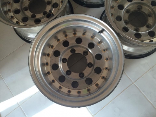 ขายหยดน้ำ DUNLOP JAPAN 2 ชิ้นแท้ 15x8.5 ออฟ-35 6/139.7 ประมูลจากญี่ปุ่น