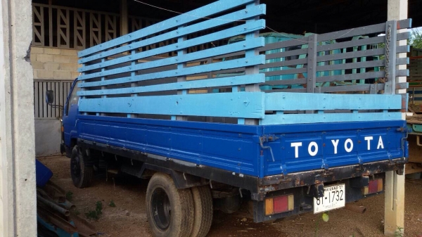 ขายหกล้อโตโยต้า ไดน่า ขายหกล้อโตโยต้า ไดน่า