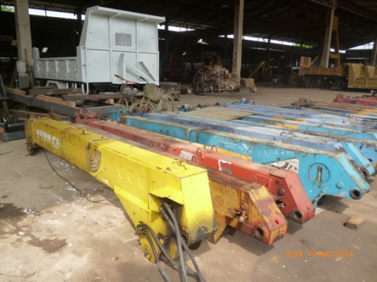 ขายเครนติดหลังรถบรรทุก ขนาด 2.5-3 ตัน ขายเครนติดหลังรถบรรทุก ขนาด 2.5-3 ตัน