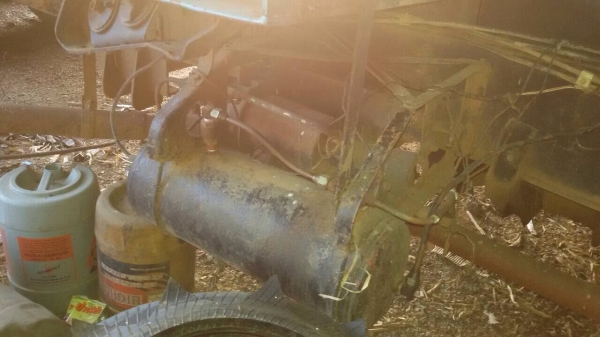 ต้องการขายรถเทรลเลอร์หางปลาบรรทุกแบคโฮ