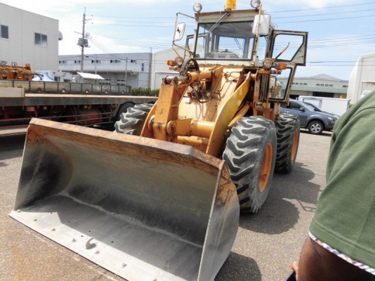 ขายรถตัก KOMATSU 510 มีหลายคัน ขายรถตัก KOMATSU 510 มีหลายคัน