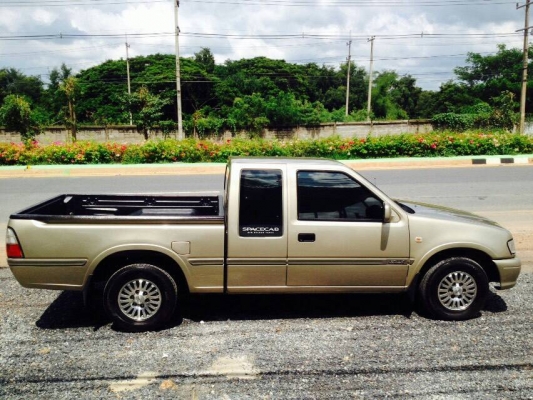 ISUZU  DARGON  SPACECAB SLX 2.5 MT  ปี 01