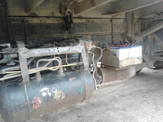 ขายรถสิบล้อ240นางฟ้าแท้สวยเเครื่องเดิมเกียรเดิม ขายรถสิบล้อ240นางฟ้าแท้สวยเเครื่องเดิมเกียรเดิม