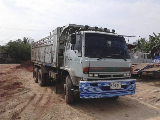 ขายรถสิบล้อ240นางฟ้าแท้สวยเเครื่องเดิมเกียรเดิม