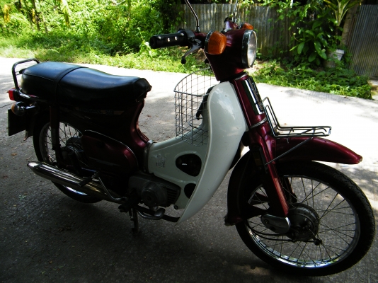 ฮอนด้า C70 เดิม ๆ สภาพสวยพร้อมใช้