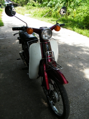 ฮอนด้า C70 เดิม ๆ สภาพสวยพร้อมใช้