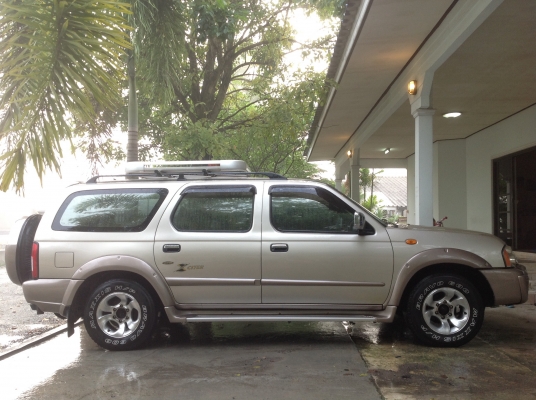 นิสสัน ไทยรุ่ง เอ๊กไซเตอร์ รถครอบครัว