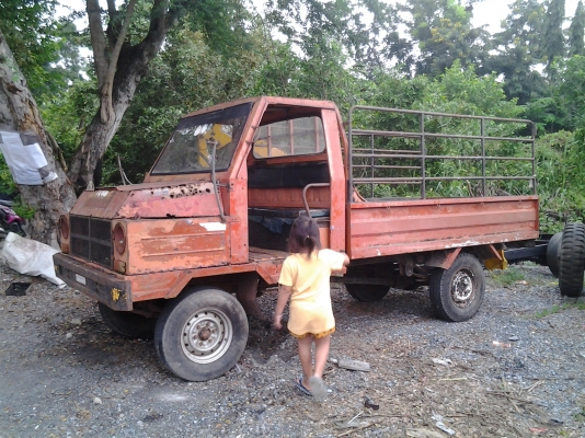 ขายอีแต๋นไม่มีเครื่องมีแต่เกียร์ ขาย 22000 บาท