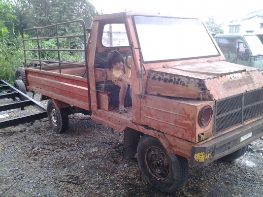 ขายอีแต๋นไม่มีเครื่องมีแต่เกียร์ ขาย 22000 บาท