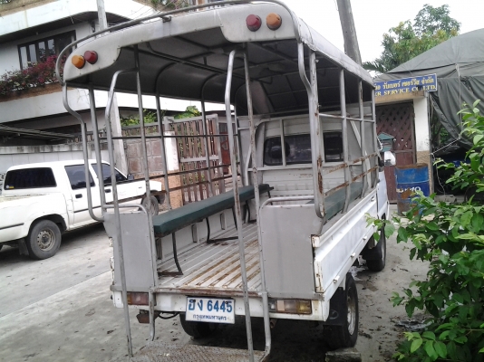 ขายรถวู่หลิงรถสวย ทะเบียนขาด ก.พ 56 ไม่มีเครื่อง เอกสารครบ ยางใหม่ ขาย 32000 บาท