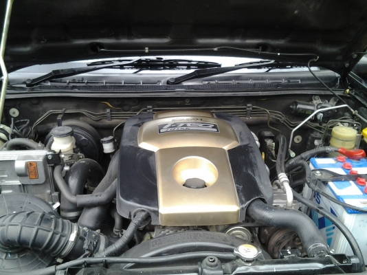 ขายรถ4x4 3000 เทอร์โบ ปี2006 เกียร์ธรรมดา พร้อมใช้งาน หากใครมีแค๊ปเกียร์ออโต้มาแลกได้ไม่จำกัดยี่ห้อครับ ตอนนี้มี4ประตูอยู่3คัน ขาย 295000 บาท