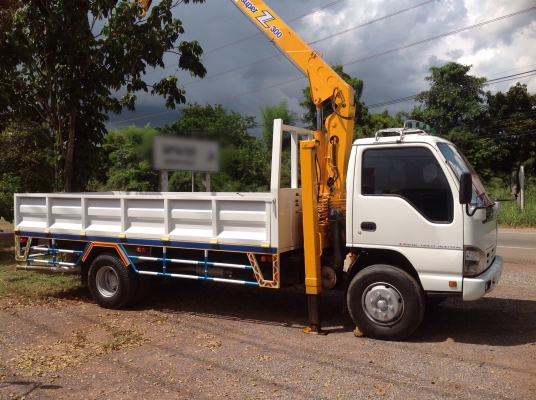 ขายรถบรรทุกหกล้อติดเครน ISUZU NQR70RY เครื่อง 150 แรง รถห้าง ปี 50 ติดเครน 3 ตัน กระบะยาว 5 เมตร ทะเบียนพร้อม