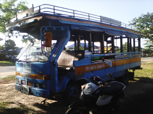 หกล้อ อีซูซุ NKR 100แรง สภาพสวยเดิมๆ ของแปกอีสาน ทะเบียนพร้อมโอน