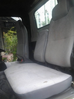 ขาย รถบรรทุก 4 ล้อ ISUZU ELF 120แรง