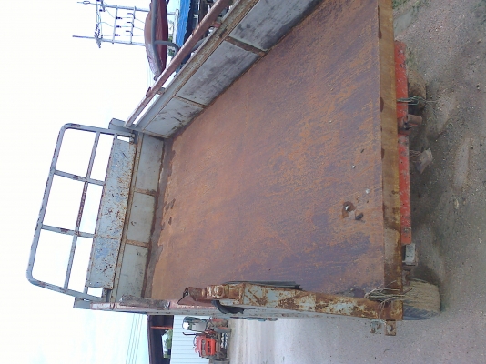 ขายรถบรรทุกดั้ม4ล้อใหญ่  สอบถามได้