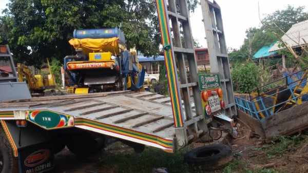 ขาย (245,000) 6ล้อหัวยาว เทรนเลอร์ หางปลาไฮโดรลิค สภาพดีพร้อมใช้งาน