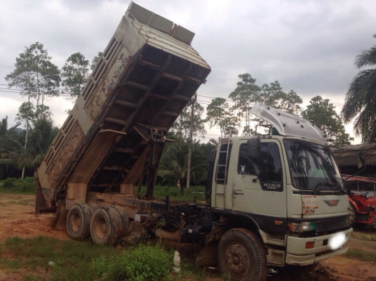 ขายรถ10ล้อดั้มพ์ HINO FM3MNLD เครื่อง P11C 320 แรงม้า เกียร์ธรรมดา สโลกลาง สนใจโทร 081-970-1072 ขายรถ10ล้อดั้มพ์ HINO FM3MNLD เครื่อง P11C 320 แรงม้า เกียร์ธรรมดา สโลกลาง สนใจโทร 081-970-1072