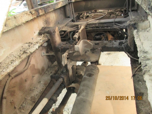 -ISUZU-10ล้อดั้ม2เพลาเครื่อง240.ครัชซีสวย.เครื่องเเน่น.-920,000-บ -ISUZU-10ล้อดั้ม2เพลาเครื่อง240.ครัชซีสวย.เครื่องเเน่น.-920,000-บ