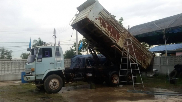 -ISUZU-10ล้อดั้ม2เพลาเครื่อง240.ครัชซีสวย.เครื่องเเน่น.-920,000-บ -ISUZU-10ล้อดั้ม2เพลาเครื่อง240.ครัชซีสวย.เครื่องเเน่น.-920,000-บ