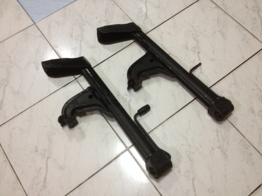 ขายแม่แรงเดิม e30 มี2อัน อันละ 300บาท โทร0924462525โส