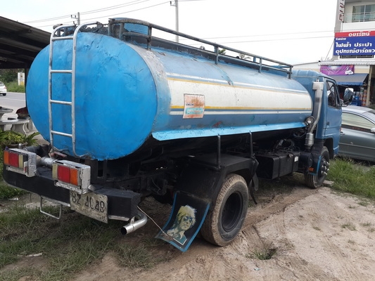 ขาย NPR 115 แทงค์น้ำ 6000 ลิตร รถสภาพพร้อมใช้ โทร 088-4501277 ขาย NPR 115 แทงค์น้ำ 6000 ลิตร รถสภาพพร้อมใช้ โทร 088-4501277