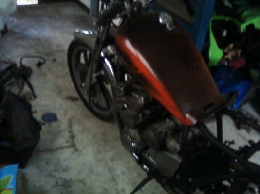 ขายเหมายกกอง ถังน้ำมัน 4 ลูก เครื่อง 2 ตัว และอะไหล่อื่นๆ อีกมากมายกายกอง ขายเหมายกกอง ถังน้ำมัน 4 ลูก เครื่อง 2 ตัว และอะไหล่อื่นๆ อีกมากมายกายกอง