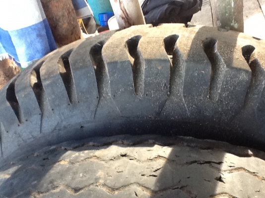 ขายยางพร้อมกะทะ 10.00