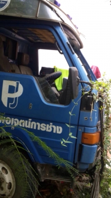 ขาย6ล้อtoyota dyna 130000คัสซีสวยทั้งเส้นงดต่อแล้วถูกอย่างขี้ขายเพราะทิ้ง