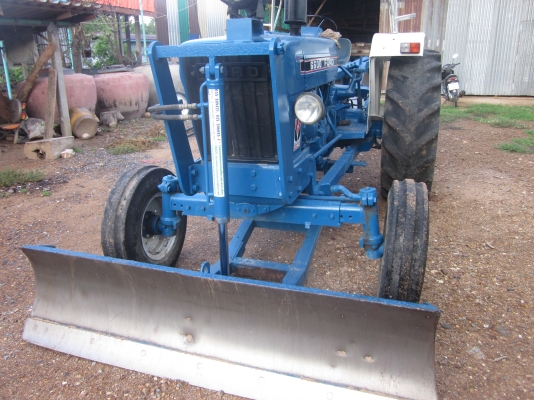 ขายรถไถ6600แท้เดิมๆสวยมากๆทะเบียนพร้อมโอน