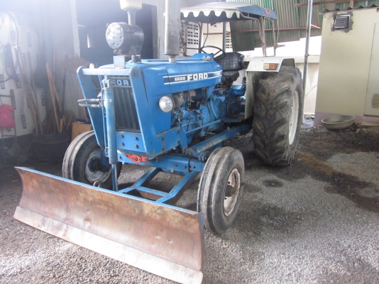 ขายรถไถ6600แท้เดิมๆสวยมากๆทะเบียนพร้อมโอน