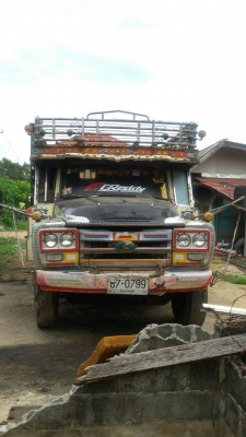 รถสิบล้อหัวยาว  isuzu เครื่อง 6BD ปั้มลมเพาเวอร์ เบรกจิฟฟี่ ช่วงล่าง ร็อคเล็ก