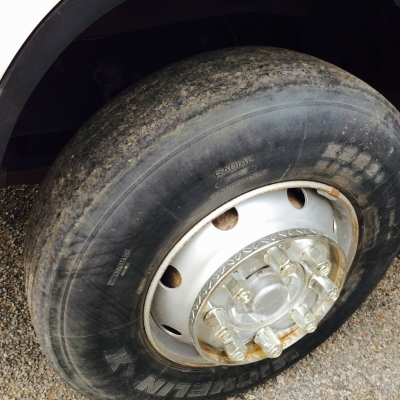 ขายยางเรเดียลพร้อมกะทะมี10ชุดตามสภาพราคาเหมา30000