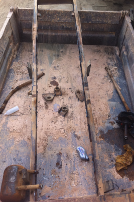 กระบอกดั้ม 12 ตัน สภาพพร้อมใช้งานได้เลย