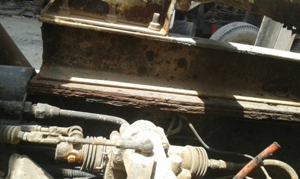 รถนิสสัน  10  ล้อ โม่ปูน  230 แรงม้า. ปี 37  ( มีขาย 2 คัน. )   สนใจติดต่อ  081 - 6079515