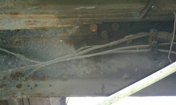 รถนิสสัน  10  ล้อ โม่ปูน  230 แรงม้า. ปี 37  ( มีขาย 2 คัน. )   สนใจติดต่อ  081 - 6079515