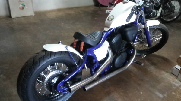 ***ขายแล้วครับขอบคุณ Truck2hand ฝากขาย มอ'ไซค์ บิ๊กไบค์ สวยๆ HONDA STEED 400cc ปี95 เครื่องแน่นๆนิ่มๆ แรง ไม่เยิ้ม สีสันใหม่สวย ยางสวย พร้อมใช้ ครับ เอกสาร อินวอย/สรรพสามิตร ราคาต่อรองได้นิดหน่อยเด้อ พี่น้องครับ